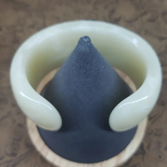 Vintage Super Chunky Lucite Faux Agate Cuff Bracelet - Picture 4 of 7